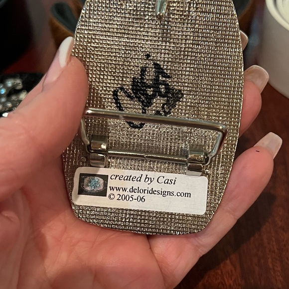 Beautiful handmade belt buckles with interchangeable belts size medium. EUC - Picture 7 of 7